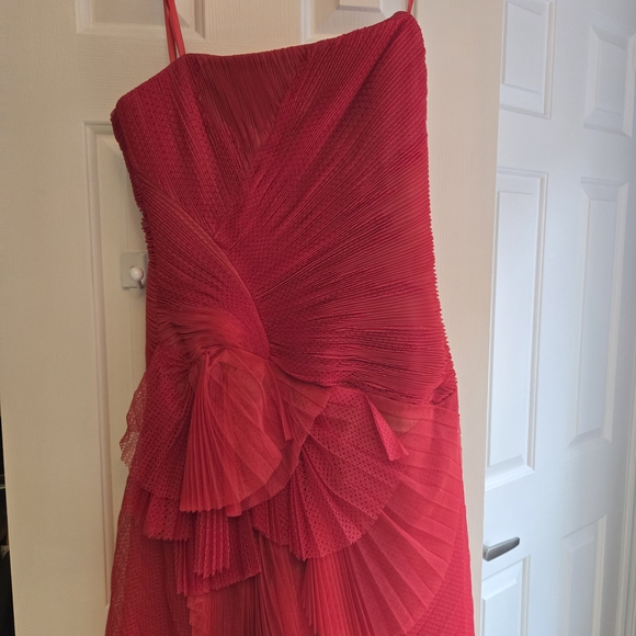 BCBGMaxAzria Dresses & Skirts - BCBGMaxAzria Red Pleated Strapless Ruffle Evening Dress